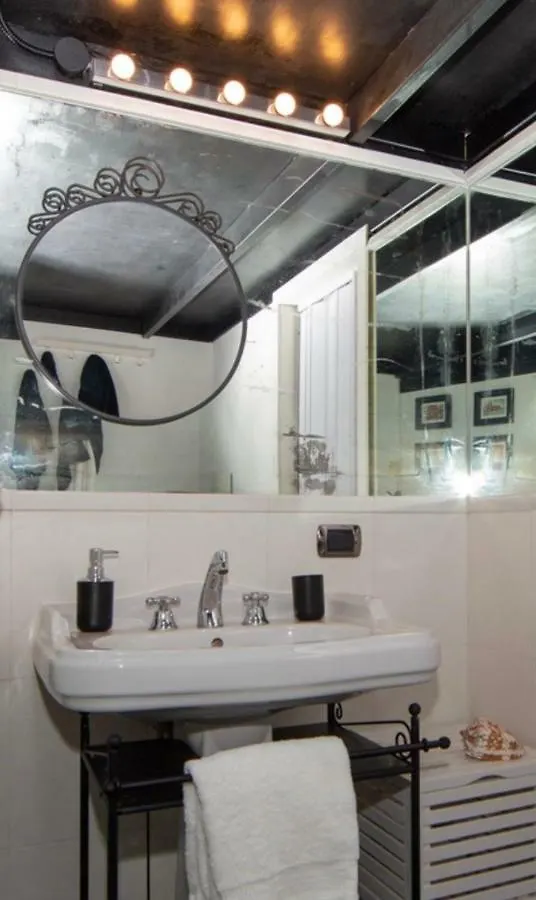 L'Artshop Apartment Rome